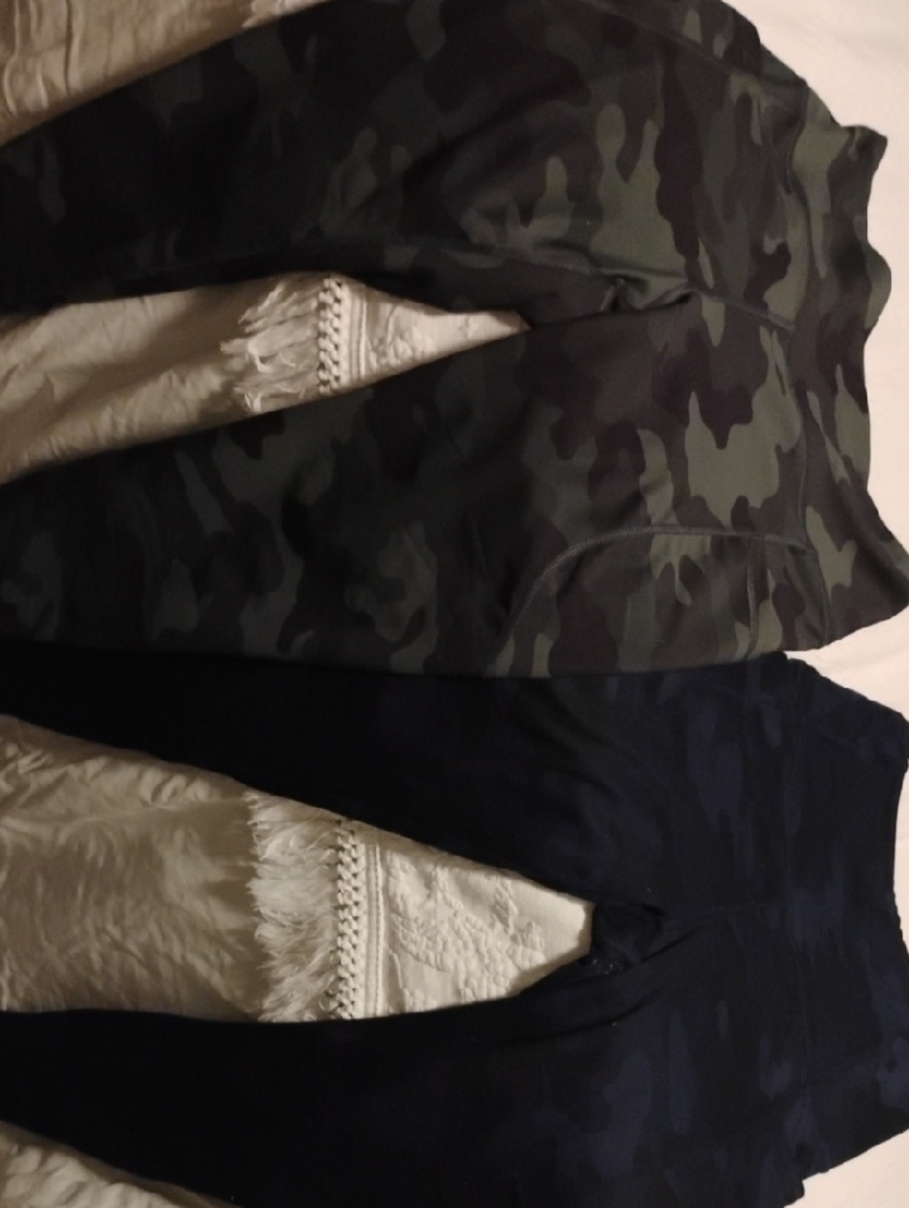 Old Navy Camo Workout Leggings M - Grn/Blk & Danskin Leggings S Blue/Blk